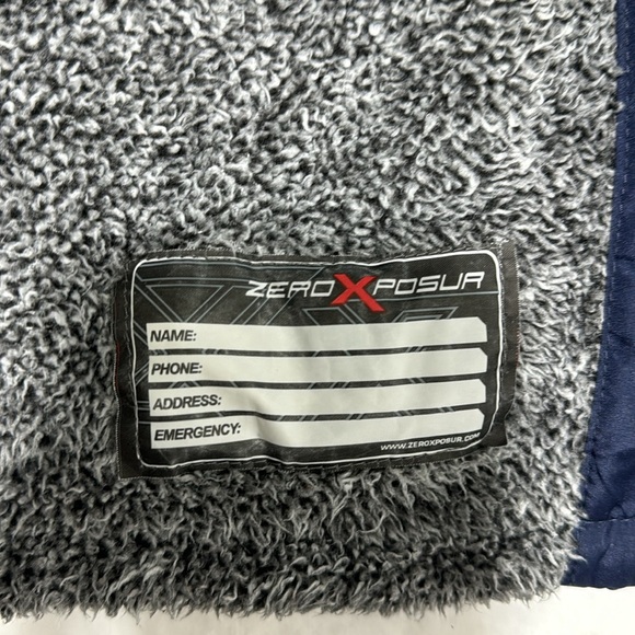 Boys size 5 winter fleece coat excellent condition - Picture 4 of 5